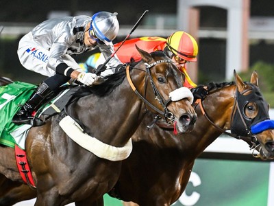 Derby Battle Of Two With King Crowned In End Image 1