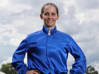 Breaking Barriers: Rachel King's Japanese Jockey Journey Image 1