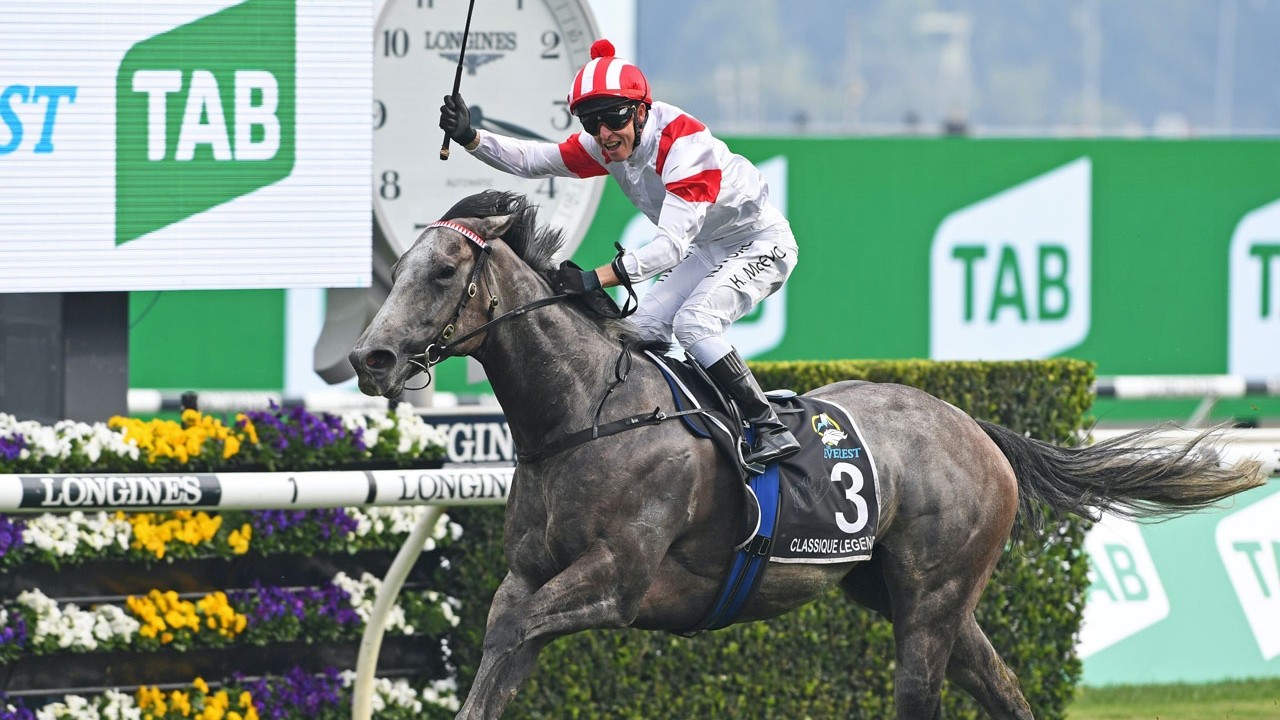 Fashion Legend Arrives in Hong Kong for Racing Career with ... Image 1