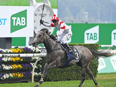 Fashion Legend Arrives in Hong Kong for Racing Career with ... Image 1