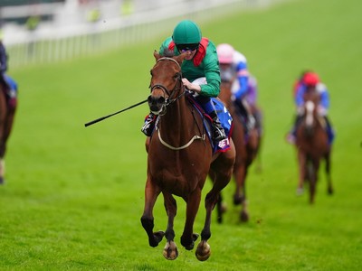 Oaks Heroine Ezeliya Leads Cartier Horse of the Year Race ... Image 1