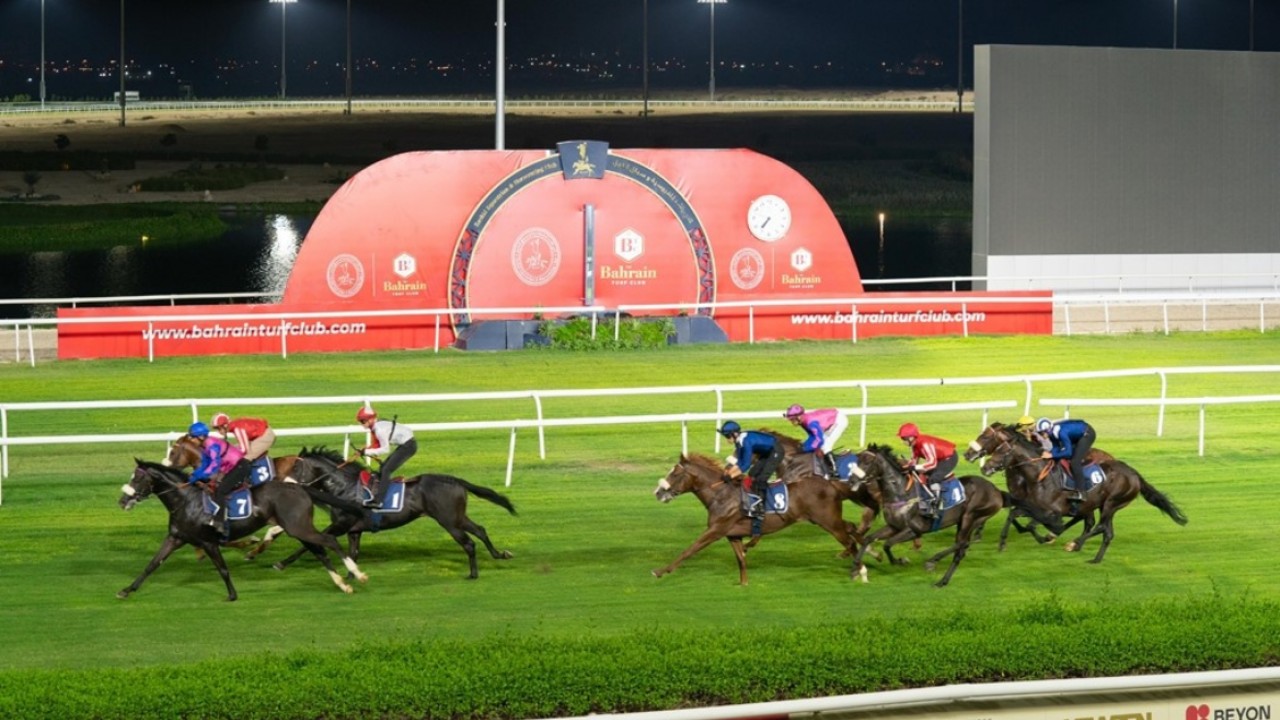 Bahrain Night Racing Heralds New Racing Era Image 1