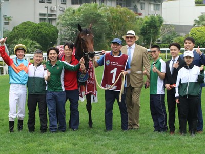 Private Harry Welcomes Hong Kong Challenge Image 1