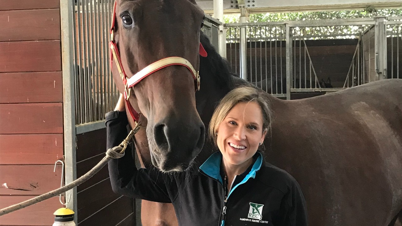 Next-gen Equine Surgeon Hayley Lang on the importance of ... Image 2